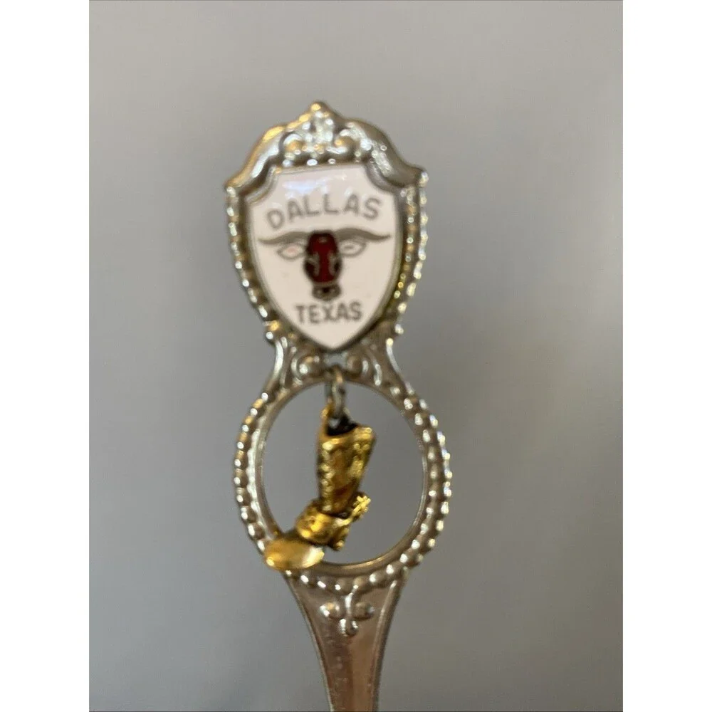 Vintage Souvenir Lot of 11 Spoons States Attractions Landmarks Small Mini Charms